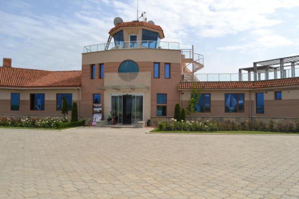 Vanilla Sky Georgia Hotel Natakhtari Exterior photo